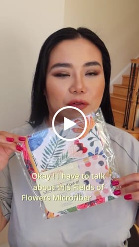 Customer video review of Fields Of Flowers Microfiber Towel