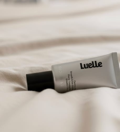 Customer photo review of Smooth & Blur Primer