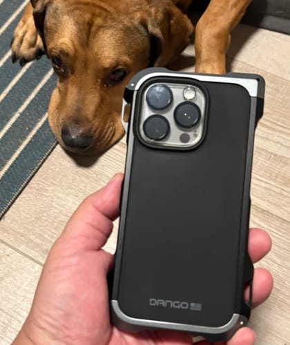 Customer photo review of DANGO ADAPT CASE - IPHONE 16 PRO
