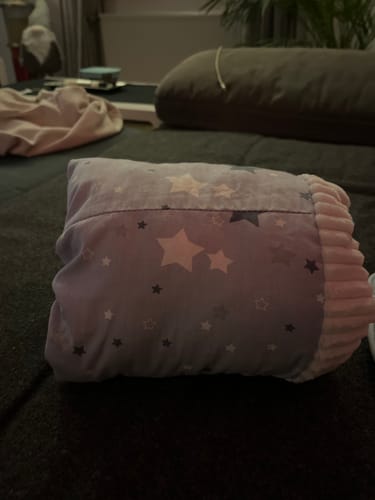 Customer photo review of MamaMila™ Stillkissen - Für eine gesunde Stillposition