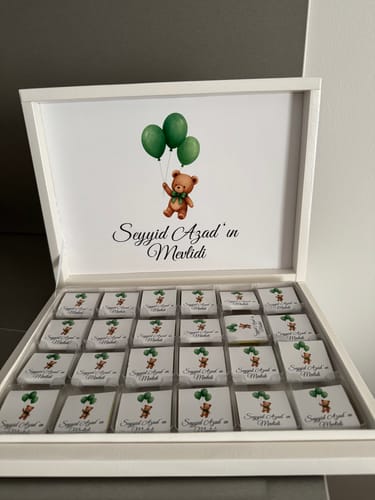 Customer photo review of Schokobox Personalisiert - TeddyBär Beige