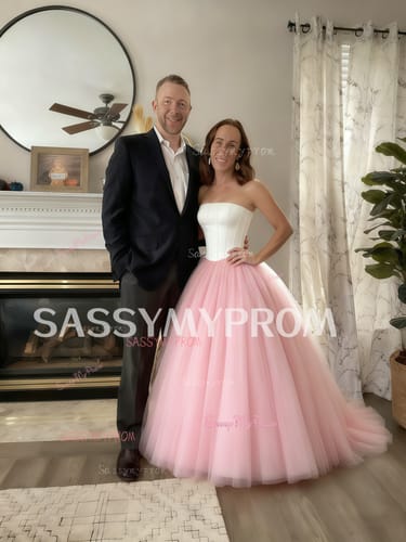 Customer photo review of A-Line White Pink Strapless Tulle Prom Dress
