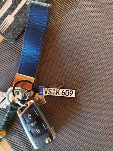 Customer photo review of Kennzeichen Schlüsselanhänger Mini Nummernschild Metall