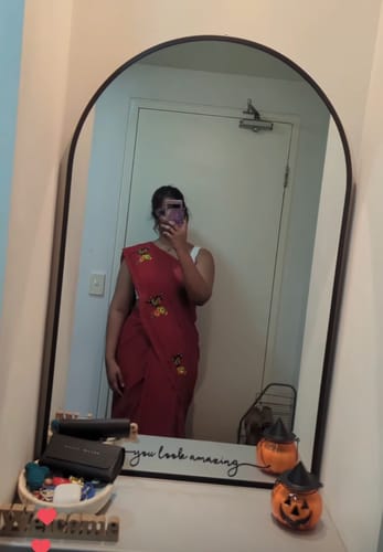 Customer photo review of Hashtag Haute (Hand Embroidery Mul Mul Cotton Saree)