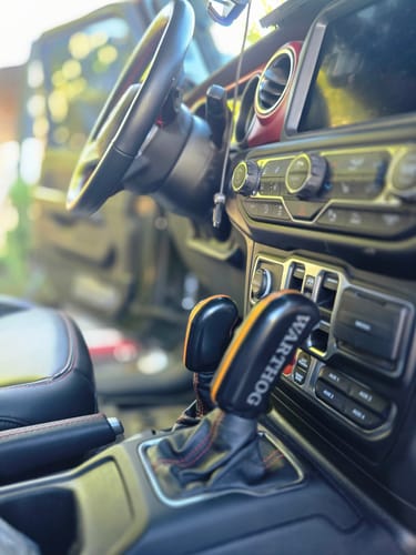 Customer photo review of Shifter Package for 2018 + Jeep Wrangler JL & Gladiator - CMM Offroad