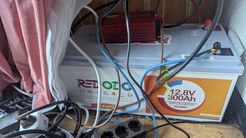 Customer photo review of ✅Wie Neu✅【0% Mwst.】Redodo 12V 300Ah LiFePO4 Batterie