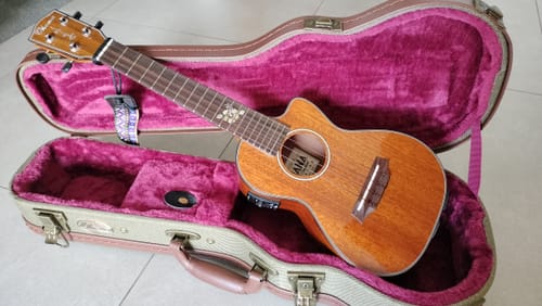 Customer photo review of CK-35CGE-CL Cynthia Lin Ohana Concert Electric with Cutaway Signature Series