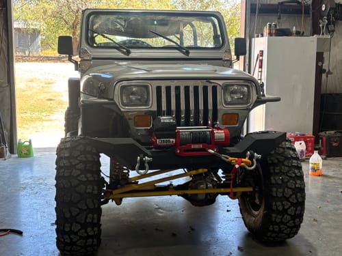 Customer photo review of Stealth 13,500lb 12v Electric Winch - Synthetic Rope