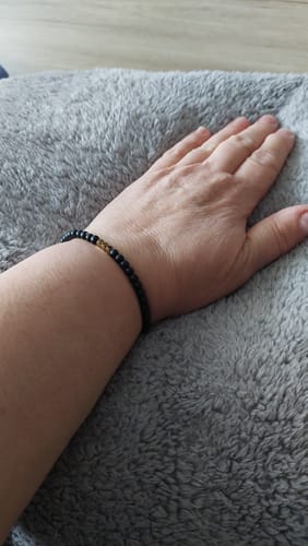 Customer photo review of Obsidian Armband