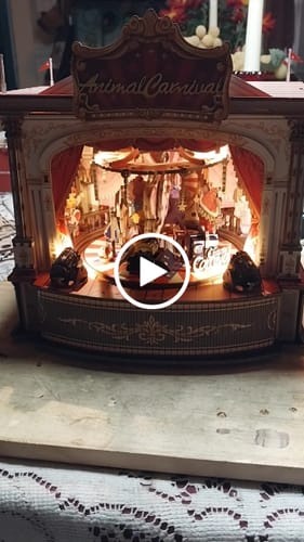 Customer video review of Animal Carnival DIY Wooden Music Box