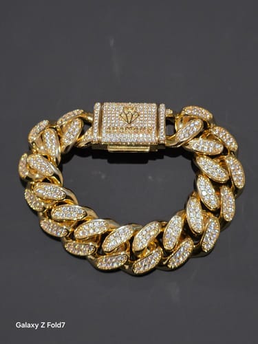 Customer photo review of 19mm Cuban Bracelet - Gold