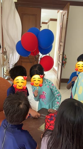 Customer photo review of Your Choice of Helium-Filled Standard Colored Balloons