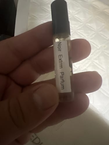 Customer photo review of Tom Ford Noir Extreme Parfum