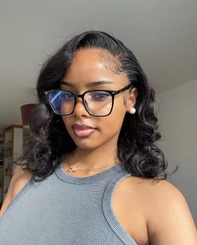 Customer photo review of Wavymy Face-Framing Curtain Bangs Layered Cut Body Wave Pre-Cut Lace Wear Go Glueless Pre-bleached Wigs 180% Density