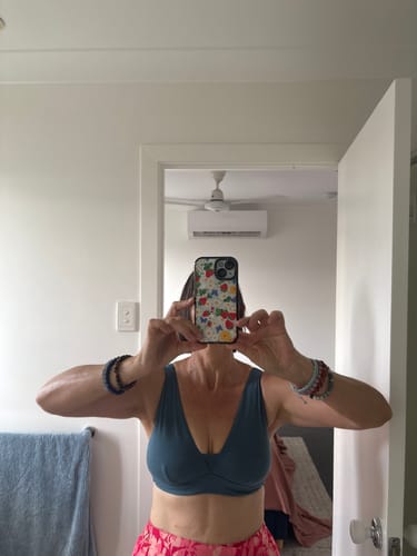 Customer photo review of Khloe Bralette