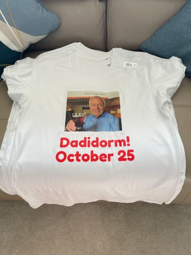 Customer photo review of Everyday tagless tee
