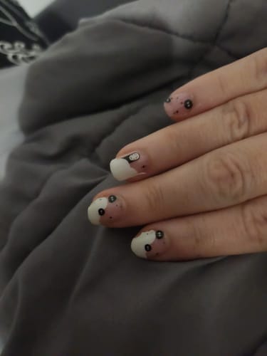 Customer photo review of Eva | Semi Transparent Nail Polish Wrap