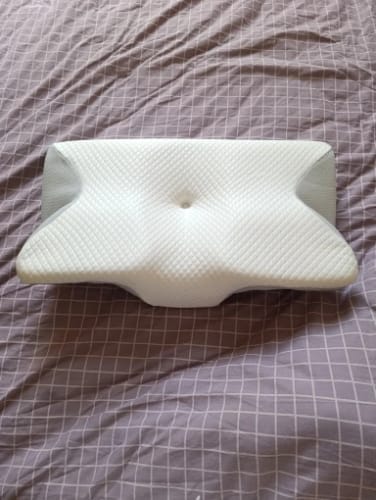 Customer photo review of Avalaine® Contour Relief Pillow