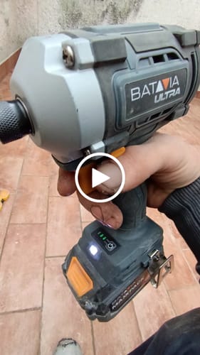Customer video review of 18V Cordless Brushless Impact Driver 230 Nm