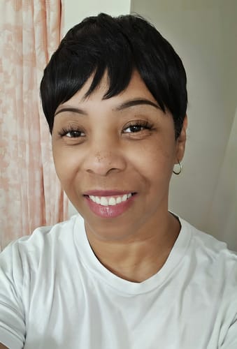 Customer photo review of Outre Wigpop Synthetic Full Wig - Nola