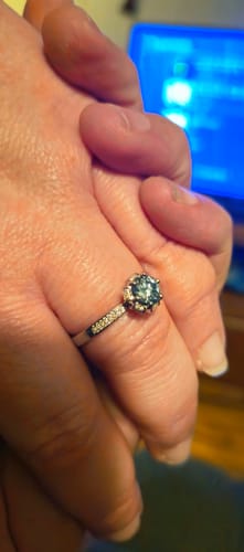 Customer photo review of Elaria
