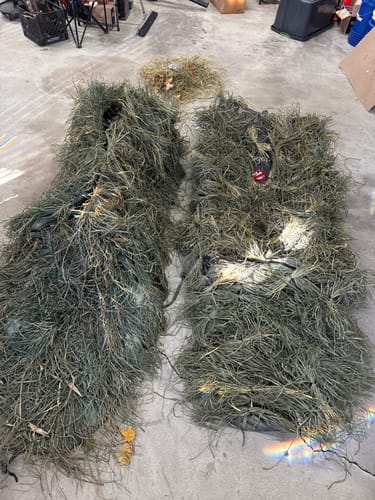 Customer photo review of Hunting Blind Raffia Grass (Individual)