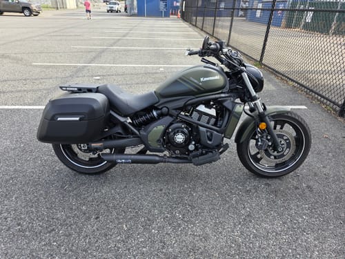 Customer photo review of 40L - Lamellar Raven Extra Large Kawasaki Vulcan S VN650 Matte Motorcycle Hard Saddlebags