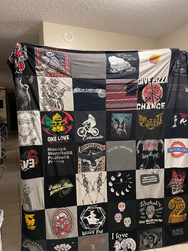 Customer photo review of Premium T Shirt Quilt