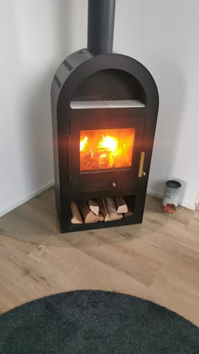 Customer photo review of Glasplatte Kamin, Funkenschutzplatte Glas für Kaminofen - Viertelkreis