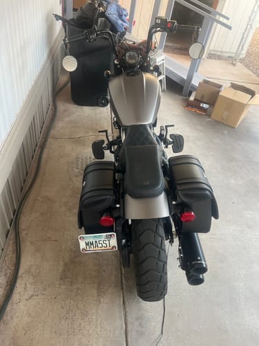 Customer photo review of 25L - SpiritBlade Large Indian Scout Bobber Twenty Leather Motorcycle Saddlebags