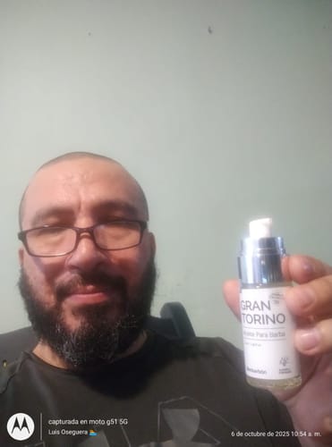 Customer photo review of Aceite y Shampoo Para Barba · Paquete 2 Piezas