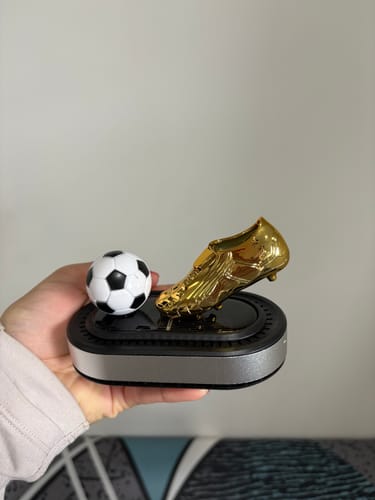 Customer photo review of Solar Powered Soccer-Themed Car Air Freshener