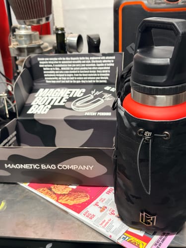 Customer photo review of MAGNETIC BOTTLE BAG