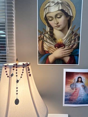 Customer photo review of Wholesale Seven Sorrows Rosary Necklace