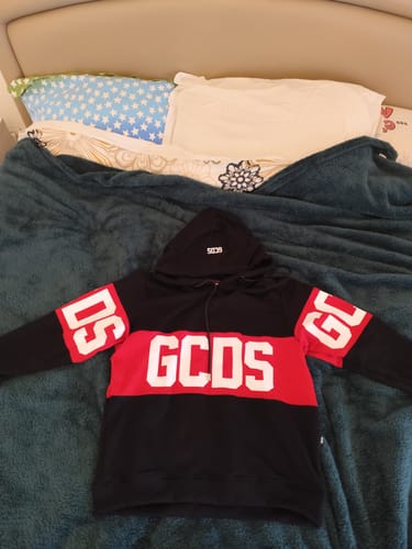 undefined review of Felpa con cappuccio con logo a fascia GCDS image 1 out of 1