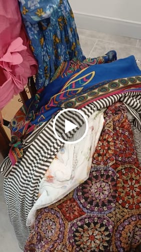 Customer video review of Dress Me Up! Wardrobe Rewind Women's Secondhand Rental Assortment