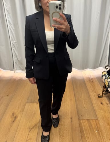Customer photo review of Yasmine Blazer - Wool Twill :: Dark Navy