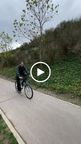 Customer video review of Kvisp Dog Bike Carrier