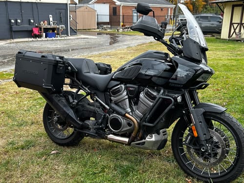Customer photo review of 45L - Apex XL Motorcycle Side Cases for Harley Pan America RA1250/S Black