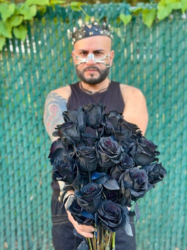 Customer photo review of Black Roses