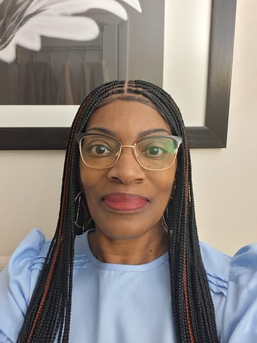 Customer photo review of Knotless Braid Wig, Swiss Full Lace, Color 1, Glueless, Small Knots - Patsy