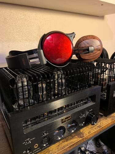 Customer photo review of Fostex TH-910 TH Premium Series Stereo Headphones