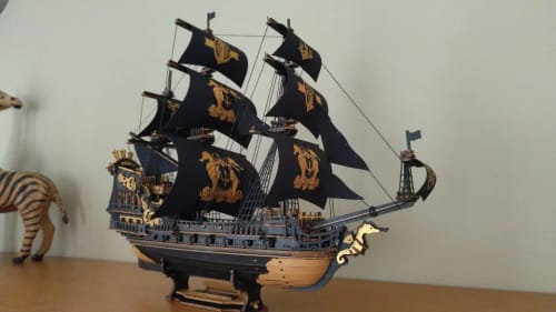 Customer photo review of Voilier Noir Impérial - La Maquette en Bois®