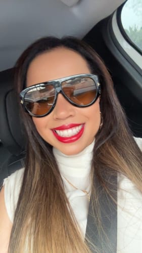 Customer photo review of Óculos Brienza