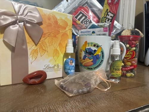 Customer photo review of Queen's TikTok Live - Experience Reviews