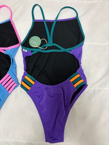 Customer photo review of LENNOX ONE PIECE || Murasaki|Cove