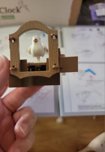 Customer photo review of Chalet Horloge Coloré - La Maquette en Bois®