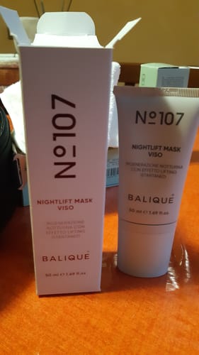 Customer photo review of N°107 - NIGHTLIFT MASK VISO