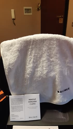 Customer photo review of MAKE UP REMOVER