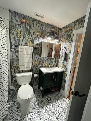 Customer photo review of Clymene - Cheetahs and Tropical Leaves Wallpaper